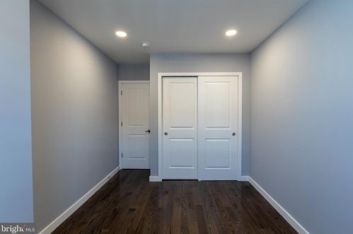 2010 23 St, Philadelphia PA 19145-2704 exterior