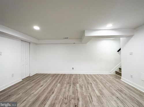 5217 New Hampshire Ave, Washington DC 20011-7920 exterior