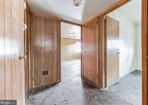 15 Dunmore Ave, Trenton NJ 08618-1937 exterior