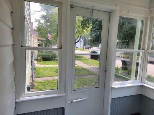 766 Mclaughlin Ave, Meskegon MI 49442-4031 exterior