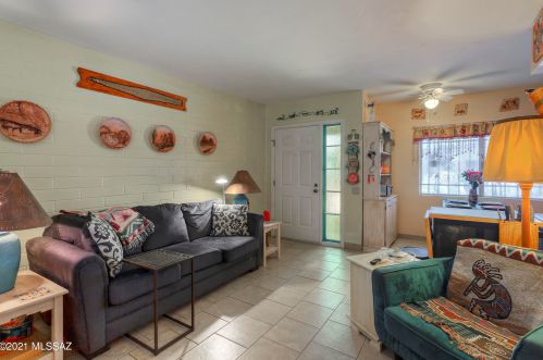 1022 Calle De Ln Temporada, Green Valley AZ 85614-1964 exterior