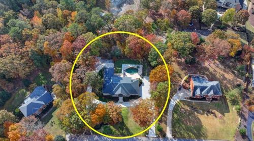 1311 Bridgewater Walk, Lithonia GA  30078-2086 exterior