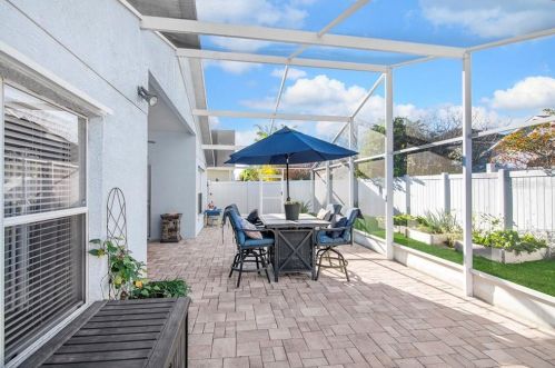 12219 Bishopsford Dr, Tampa FL 33626-1317 exterior