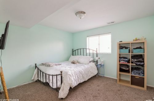 6499 Lotus Way, Taylorsville UT 84081-4307 exterior