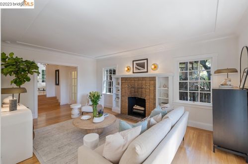 1243 Martin Luther King Jr Way, Berkeley CA 94709-1979 exterior