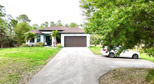 2929 10 Ave, Naples FL 34120-0051 exterior