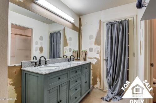 15837 25th Ave, Phoenix AZ  85023-4147 exterior