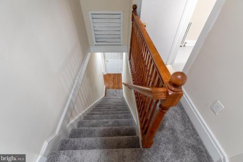 1611 25th St, Washington DC 20020-5361 exterior