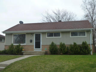 5607 Leroy Ave, Milwaukee, WI 53220-3144