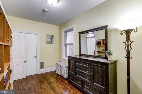 405 King St, Lancaster PA 17602-3004 exterior