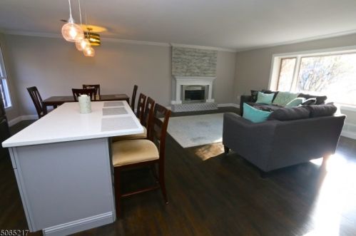 3 Crestwood Dr, Dover NJ  07869-3101 exterior