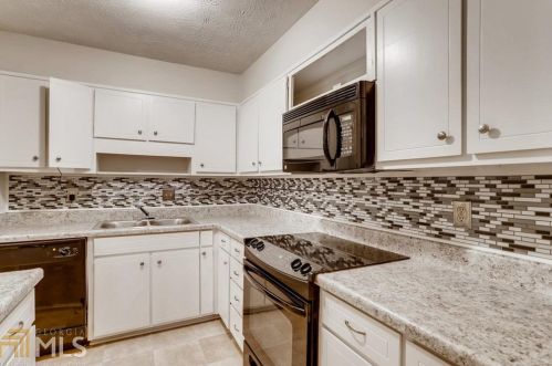 2534 Lehaven Cir, Tucker GA 30084 exterior