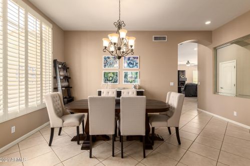 1872 Lantana Dr, Chandler AZ  85248-2170 exterior