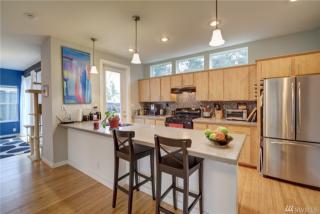 3525 100th St, Seattle WA  98125-7817 exterior