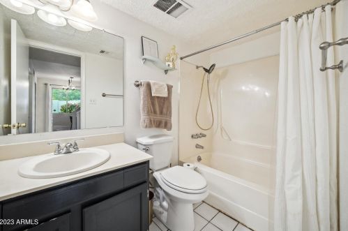 1157 Belmont Ave, Phoenix AZ  85020-4162 exterior