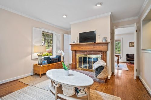 10 Chapel Ridge Rd, Pittsburgh PA  15238-1806 exterior