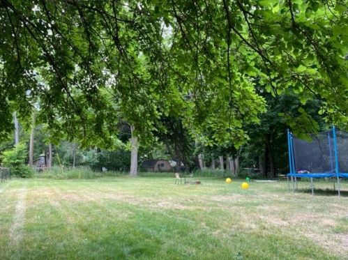 218 Baldwin St, Sylvan Beach MI 49461-1079 exterior