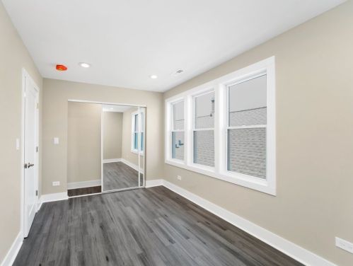 1906 60th Ct, Chicago IL  60804-1639 exterior