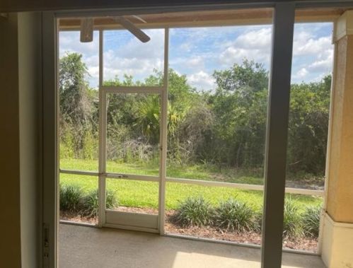 8262 Mulligan Cir, Fort Pierce FL  34986-3308 exterior