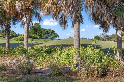 489 Cypress Way, Naples FL 34110-1107 exterior