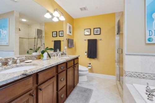 3419 Kolmar Ave, Chicago IL 60712-4703 exterior