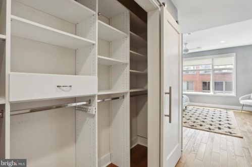 1427 Kater St, Philadelphia PA 19147-1851 exterior