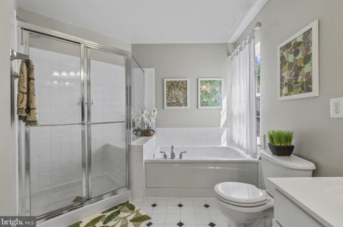 497 Cameron Sta Blvd, Alexandria VA 22304-8683 exterior