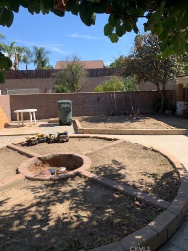 1350 Orange St, Riverside CA 92501-1631 exterior