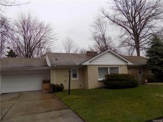 20489 Woodside St, Detroit MI  48225-2261 exterior