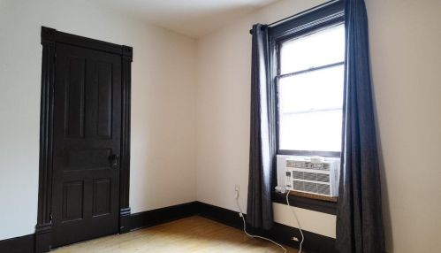 1915 University Ave, Madison WI 53726-3918 exterior