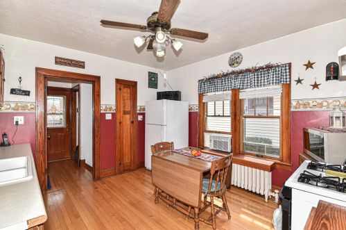 3412 9 Pl, Milwaukee WI 53215-3211 exterior