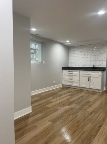 6541 Claremont Ave, Chicago IL 60643-6745 exterior