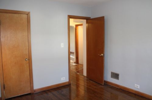 6541 Northwest Hwy, Chicago IL 60631-1440 exterior