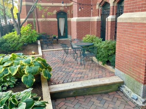 2 Clarendon St, Boston MA exterior