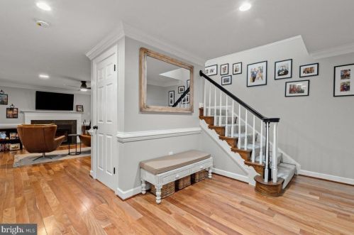 1544 Hampton Hill Cir, Mc Lean VA  22101-6021 exterior