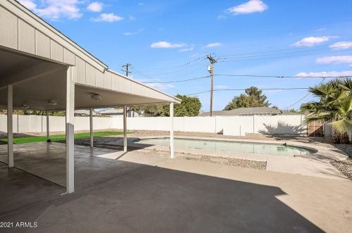 6131 12 Ave, Phoenix AZ 85045-0738 exterior