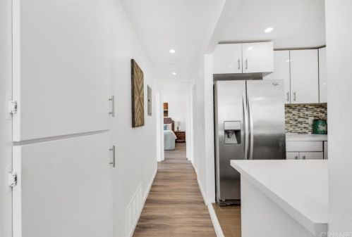 5356 Driftwood St, Oxnard CA 93035-1032 exterior