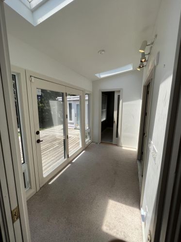 304 Espanola Ave, Kalamazoo MI  49004-1104 exterior