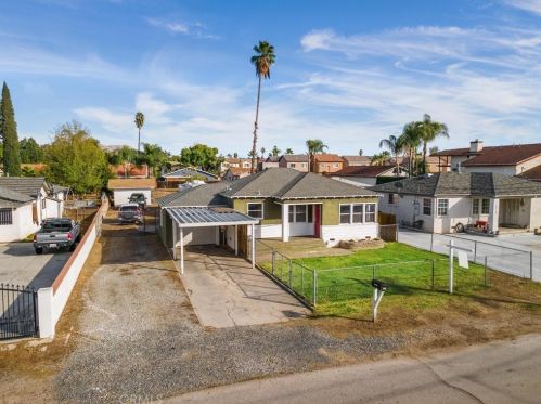 6190 Stearns St, Riverside CA 92504-1726 exterior