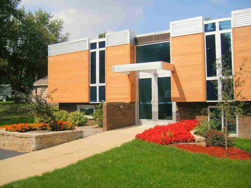 1011 Maple St, Kalamazoo MI  49008-1899 exterior