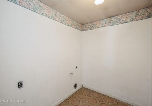 2918 Throop St, Chicago IL 60608-5824 exterior