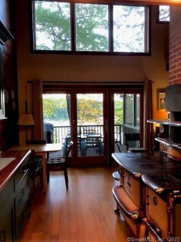 49 Sawmill Rd, Killingly CT 06241-1529 exterior