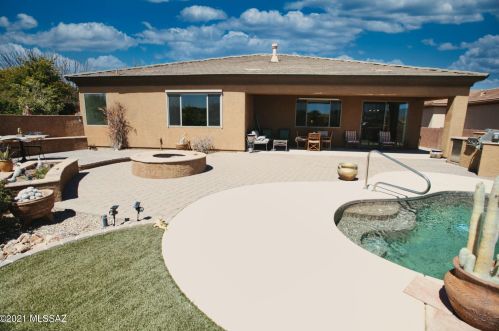 1175 Calle Artistica, Green Valley AZ 85614-6161 exterior