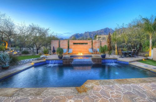 4121 Placita Pequena, Tucson, AZ 85718-2540