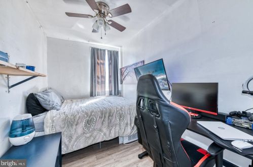 7131 Lynford St, Philadelphia PA 19149-1112 exterior