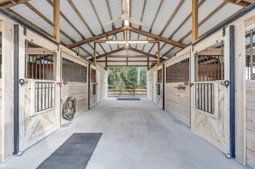 690 27th St, Naples FL  34117-3138 exterior