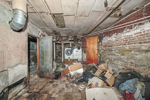 1918 Kedzie Ave, Chicago IL 60805-1646 exterior