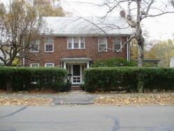 188 Homer St, Newton, MA 02459-1518