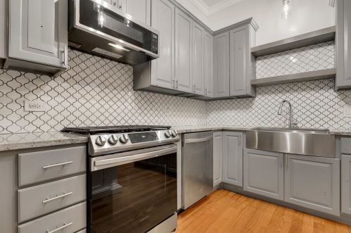 3526 Pr Ave, Chicago IL 60628-2133 exterior