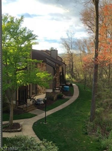 48 Edinborough Ct, Hackettstown NJ  07840-4224 exterior